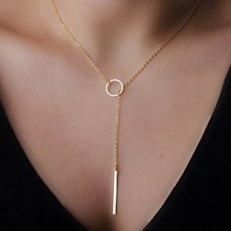 Circle and bar necklace