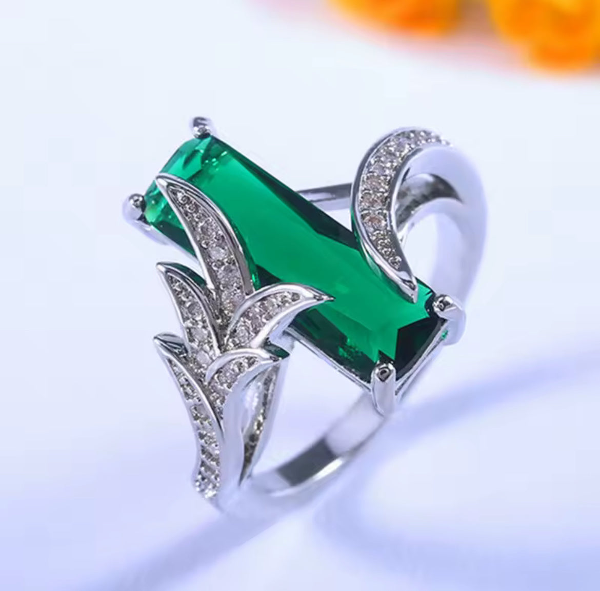 Rectangular green ring